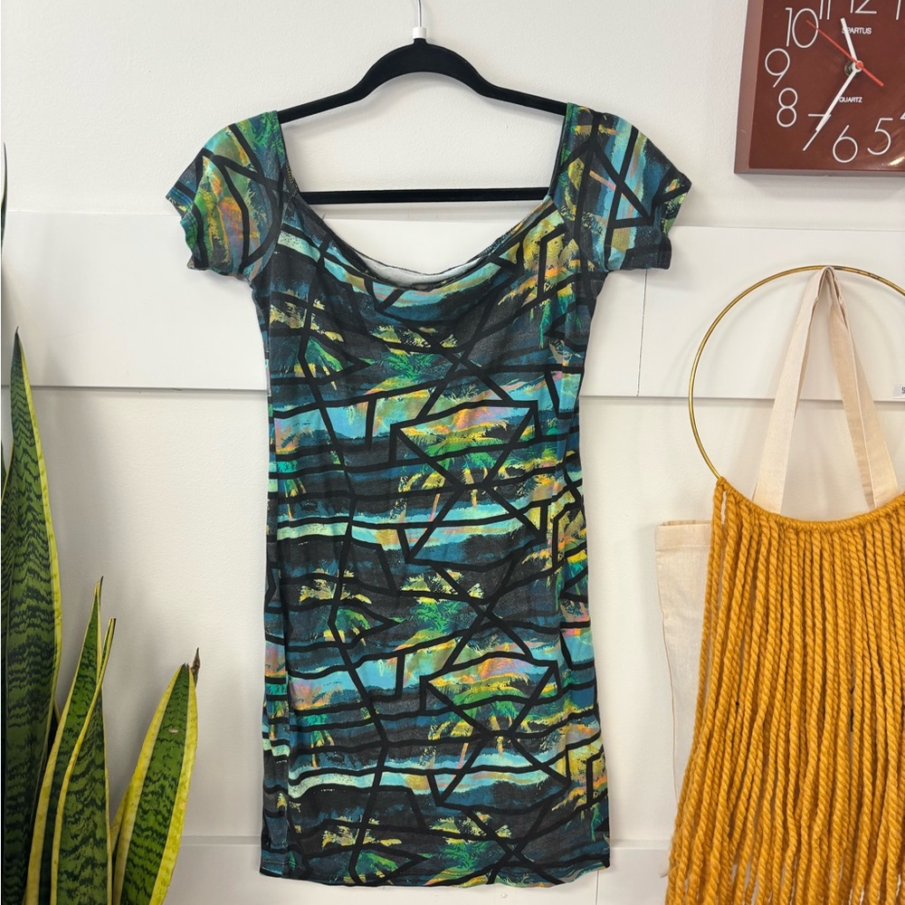 Hurley Geometric Print Off The Shoulder Dress